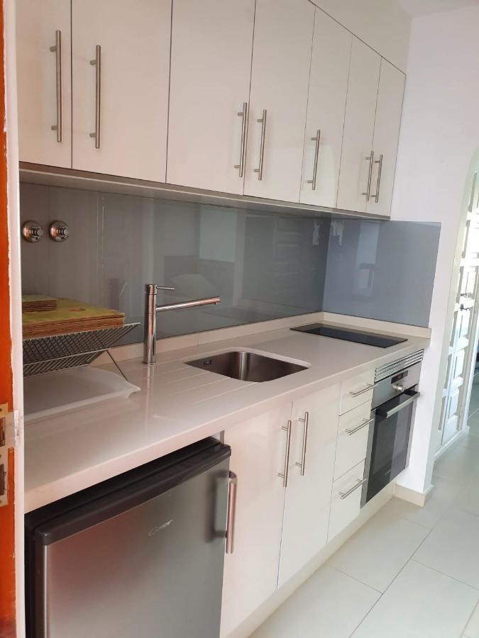 Parque Santiago 3 Studio Apartment Арона Екстериор снимка
