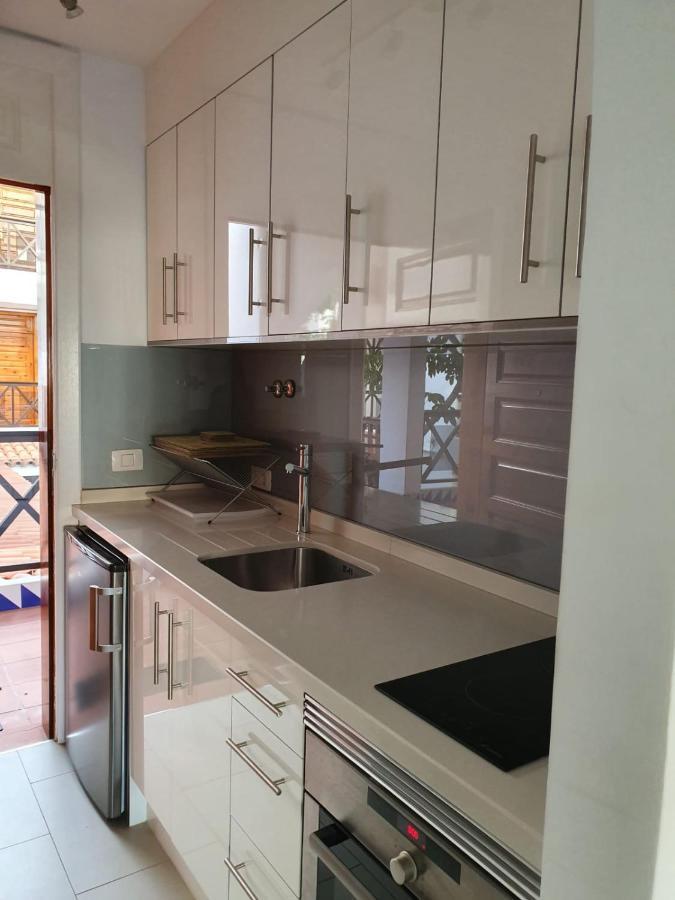 Parque Santiago 3 Studio Apartment Арона Екстериор снимка