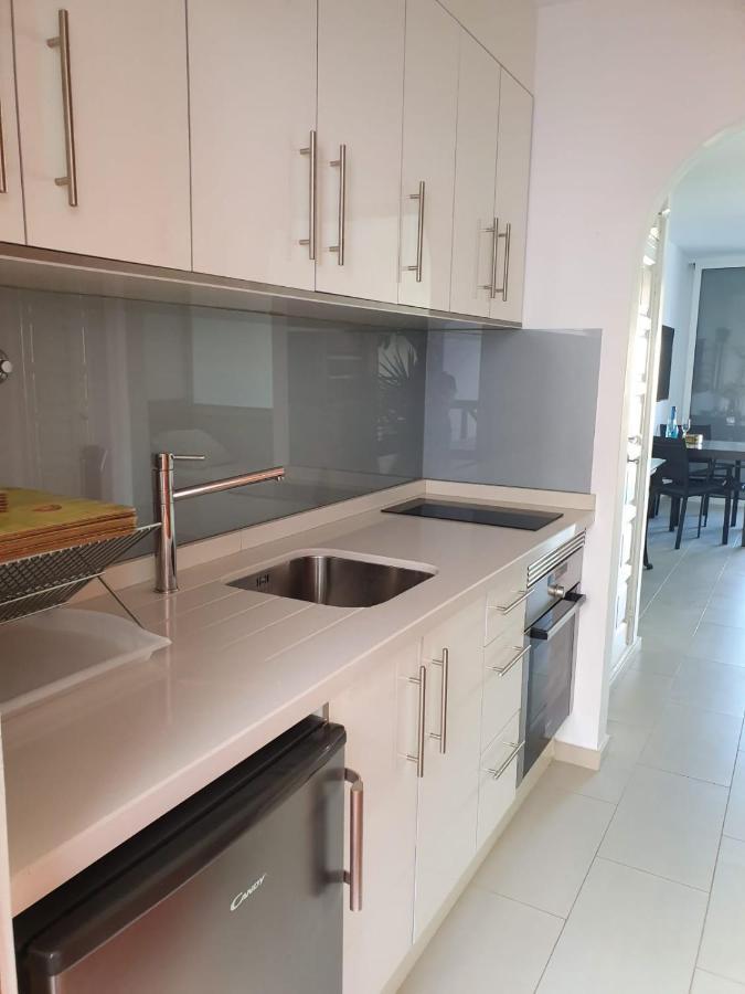 Parque Santiago 3 Studio Apartment Арона Екстериор снимка